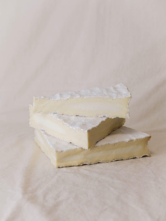Brie de Meaux Queso francés artesano cremoso